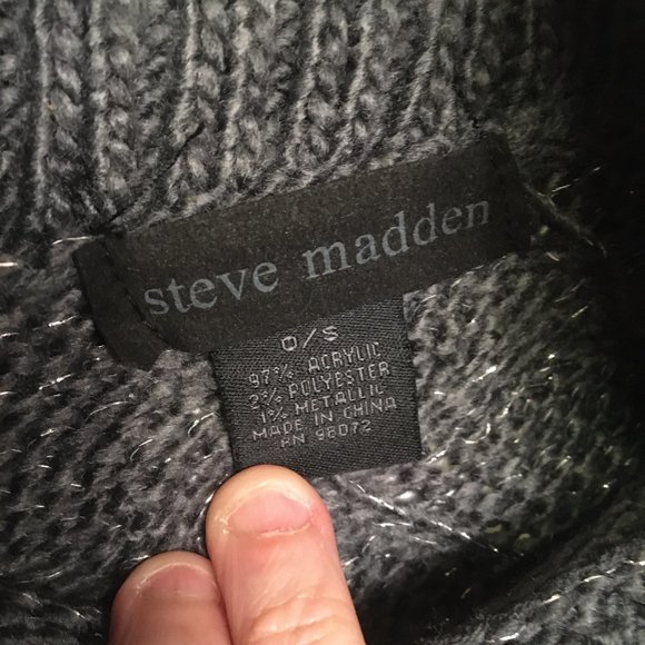 Steve Madden Grey Asymmetrical Cowl Neck Poncho - Picture 3 of 6